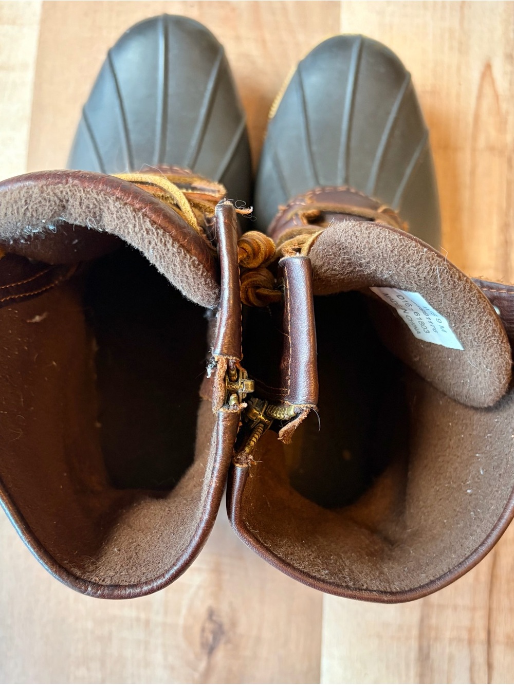 Sperry Women’s Brown Leather & Black Saltwater Duck Boots - Waterproof - Size 9 - Picture 9 of 11